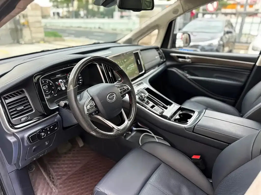GAC Motor Trumpchi M8 — фото 2