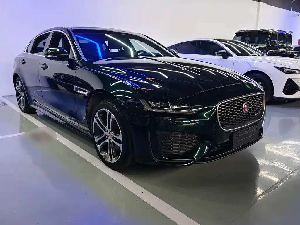 Jaguar XEL — фото 6