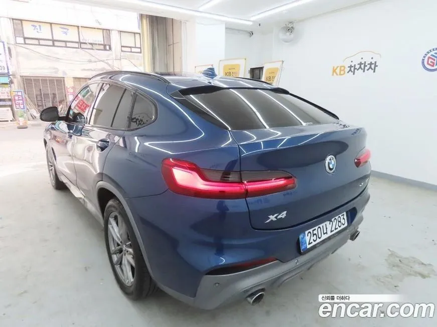BMW X4 2021 из KR, фото 4