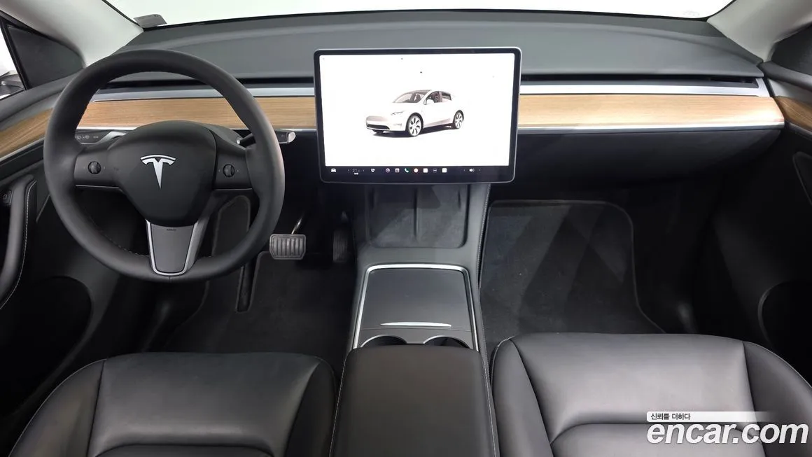 Tesla Model Y — фото 2