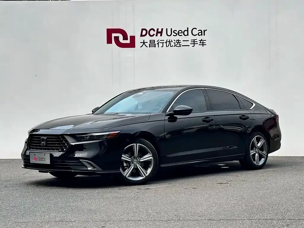 Honda Accord — фото 1