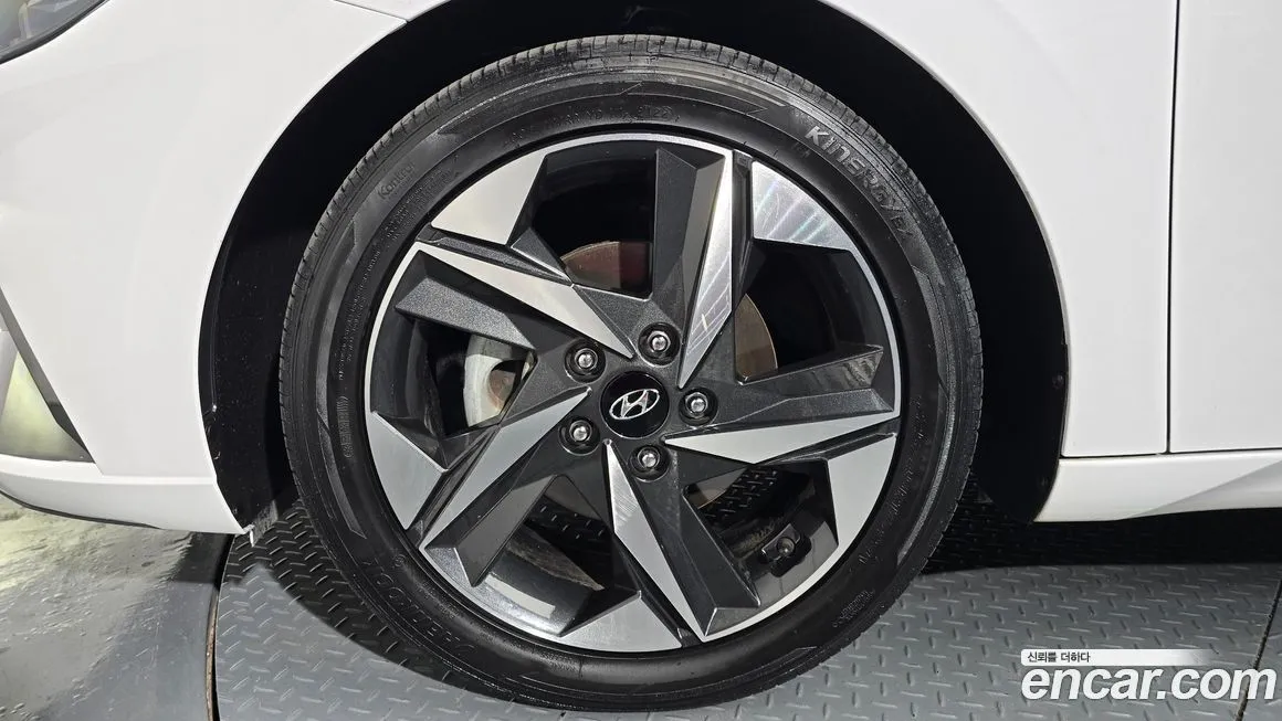 Hyundai AVANTE 2021 из KR, фото 6