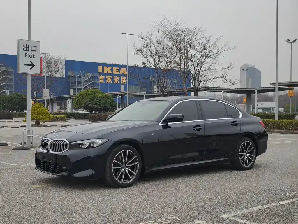 BMW 3 Series — фото 1