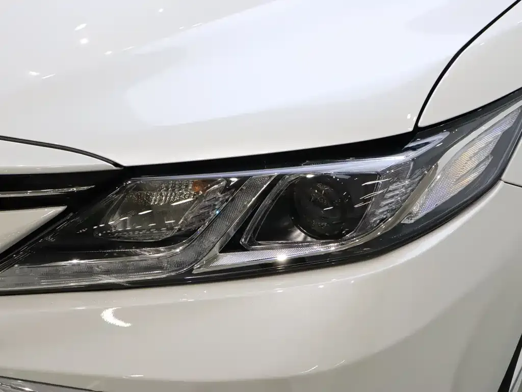 Toyota Camry 2022 из CN, фото 8