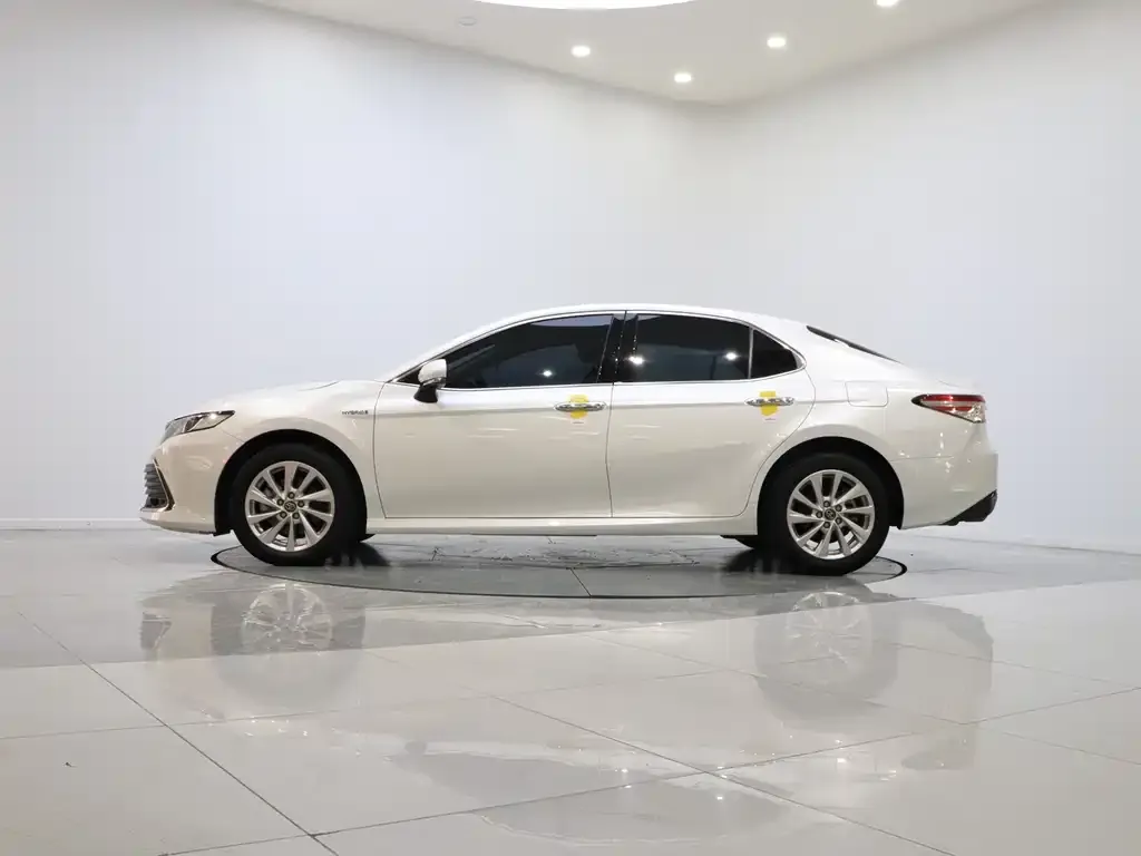 Toyota Camry 2022 из CN, фото 9