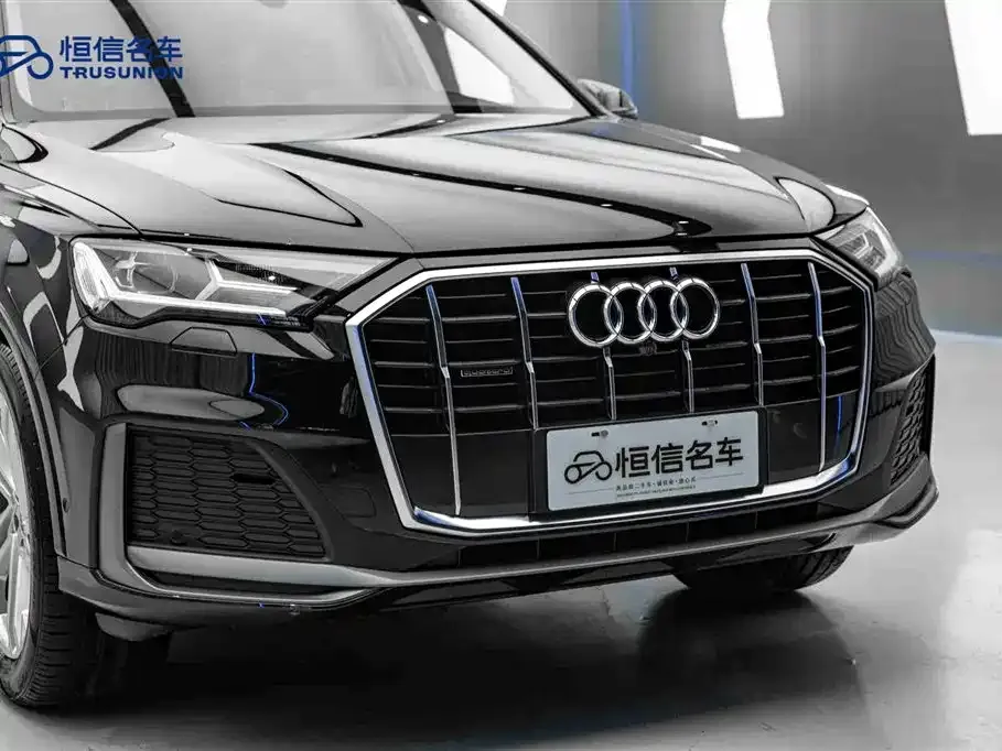 Audi Q7 2023 из CN, фото 8