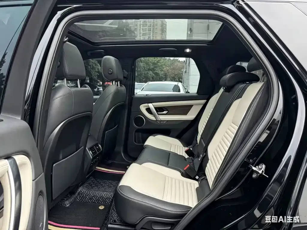 Land Rover Discovery Sport — фото 2
