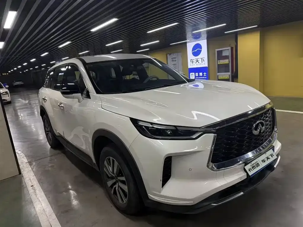 Infiniti QX60 2023 из CN, фото 7