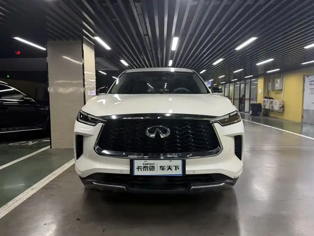 Infiniti QX60 2023 из CN, фото 8