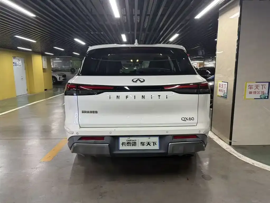 Infiniti QX60 2023 из CN, фото 5