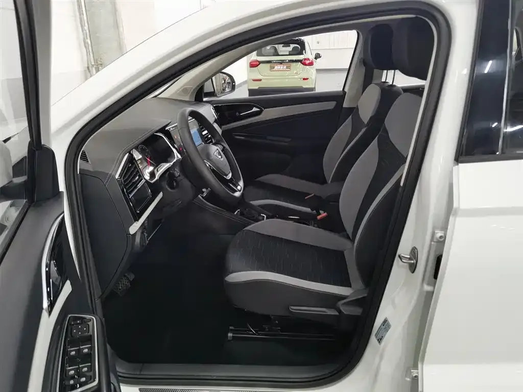 Jetta VS5 2024 из CN, фото 10