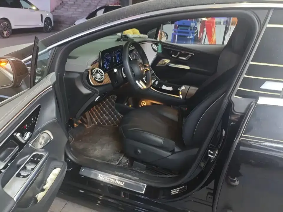 Mercedes-Benz EQE 2022 из CN, фото 3