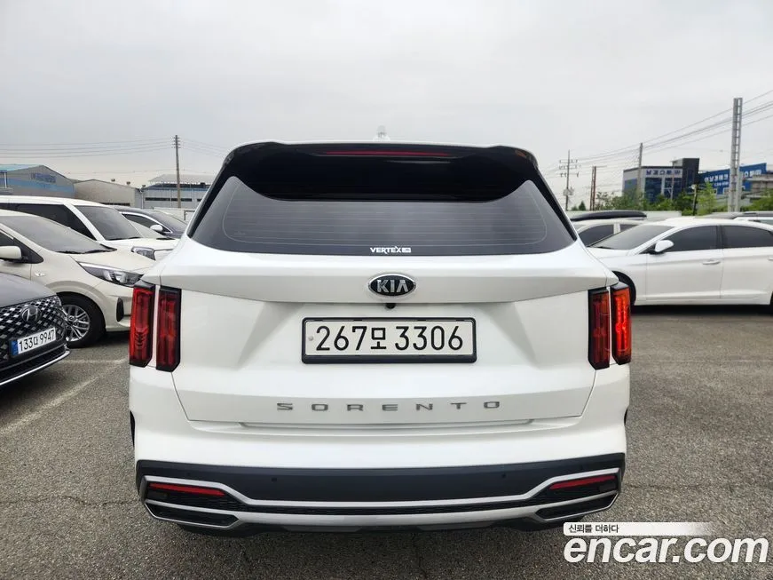 Kia Sorento — фото 7
