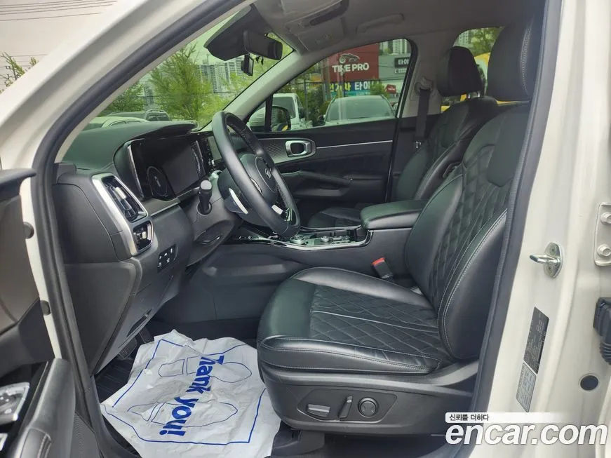 Kia Sorento — фото 5