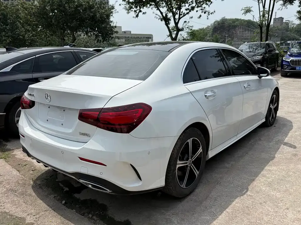 Mercedes-Benz A-Class 2023 из CN, фото 7