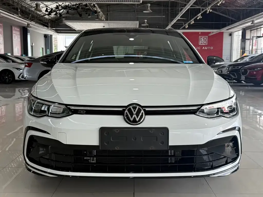 Volkswagen Golf 2021 из CN, фото 1