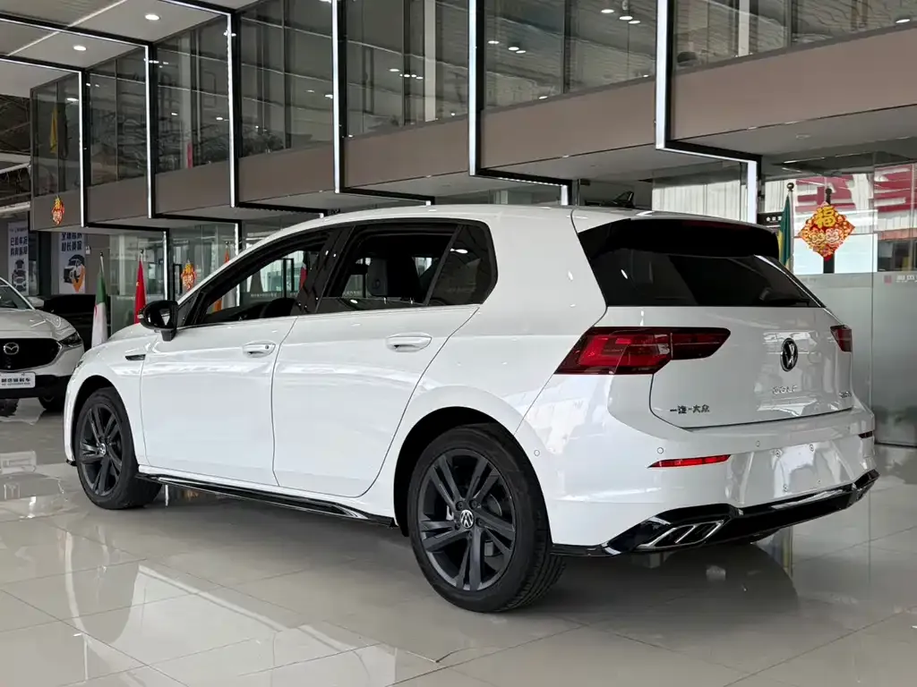 Volkswagen Golf 2021 из CN, фото 4
