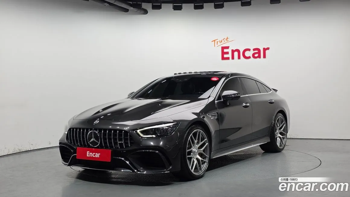 Mercedes-Benz AMG GT — фото 1