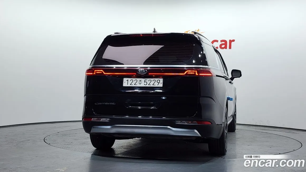 Kia Carnival 2021 из KR, фото 2