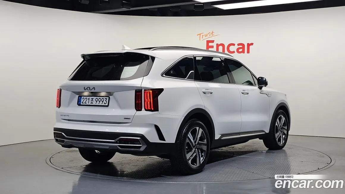 Kia Sorento — фото 5