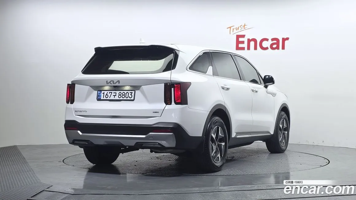 Kia Sorento — фото 6