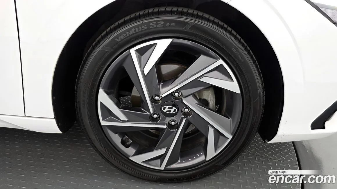Hyundai AVANTE 2024 из KR, фото 8