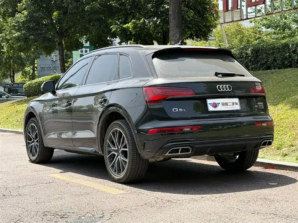 Audi Q5L — фото 7