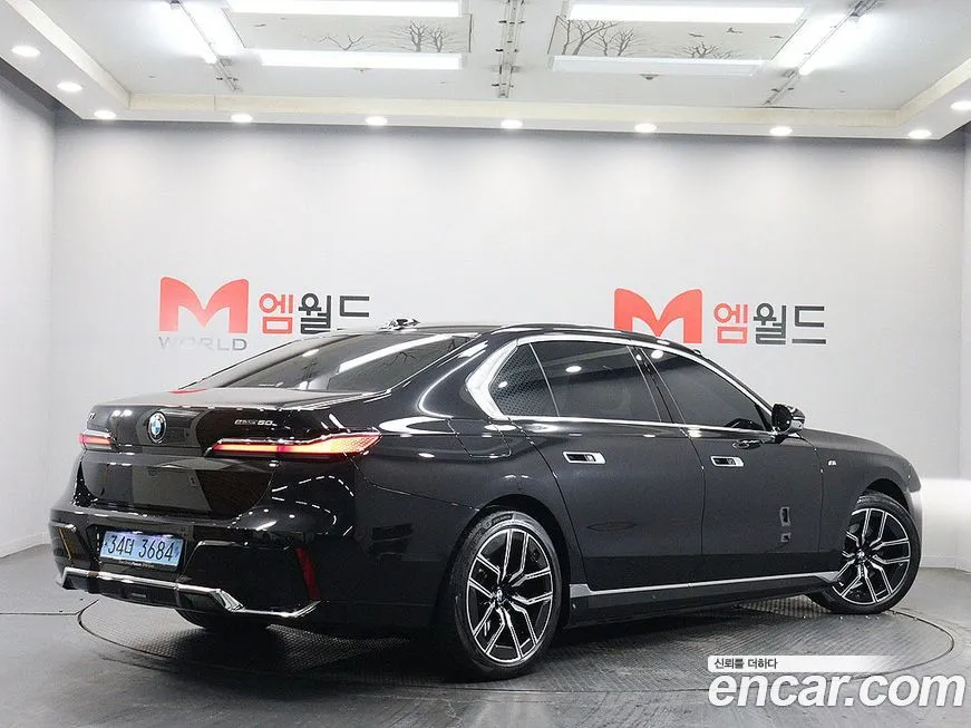 BMW i7 2024 из KR, фото 5