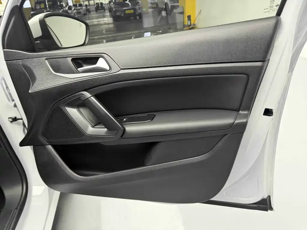 Peugeot 408 2024 из CN, фото 9