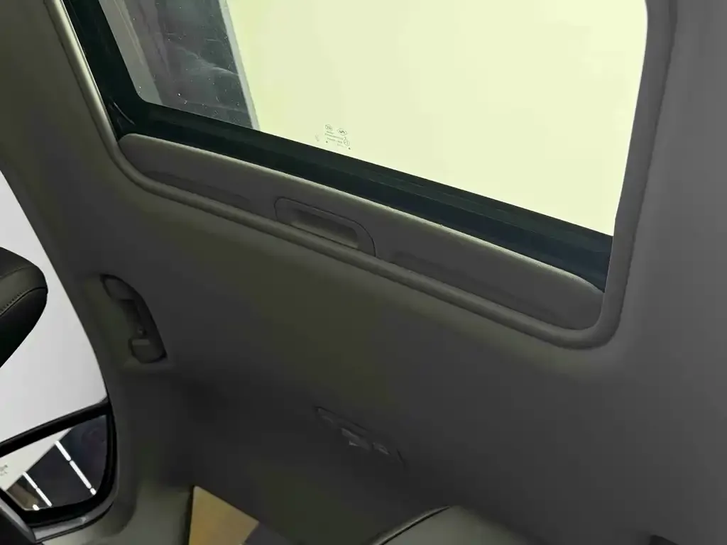 Peugeot 408 2024 из CN, фото 2