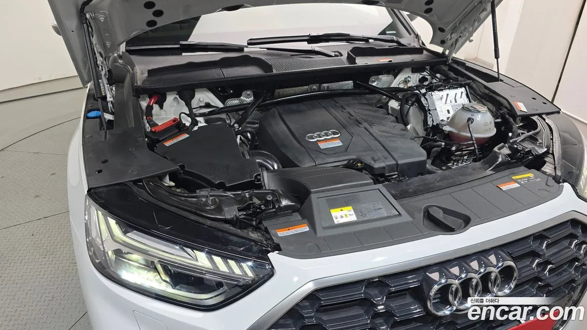 Audi Q5 2021 из KR, фото 8