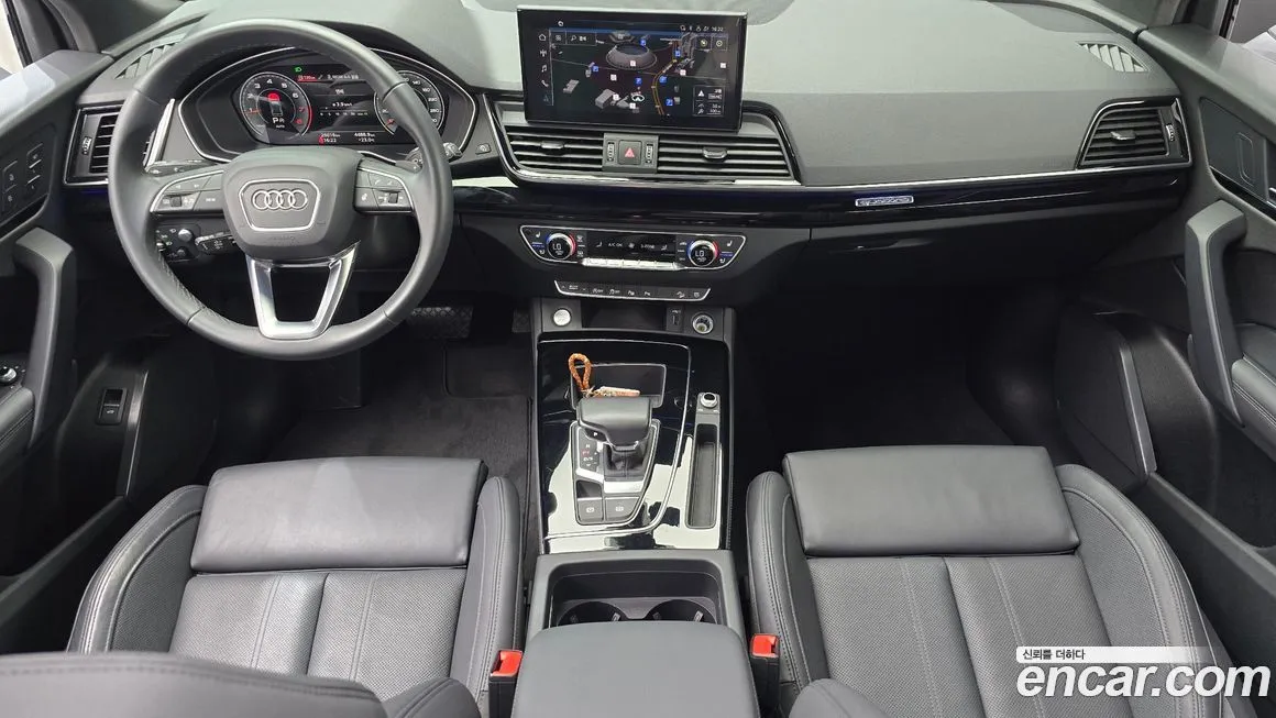 Audi Q5 2021 из KR, фото 7