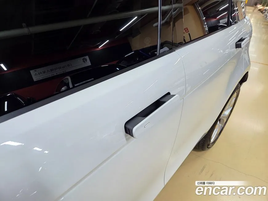 Land Rover Range Rover Evoque 2023 из KR, фото 4