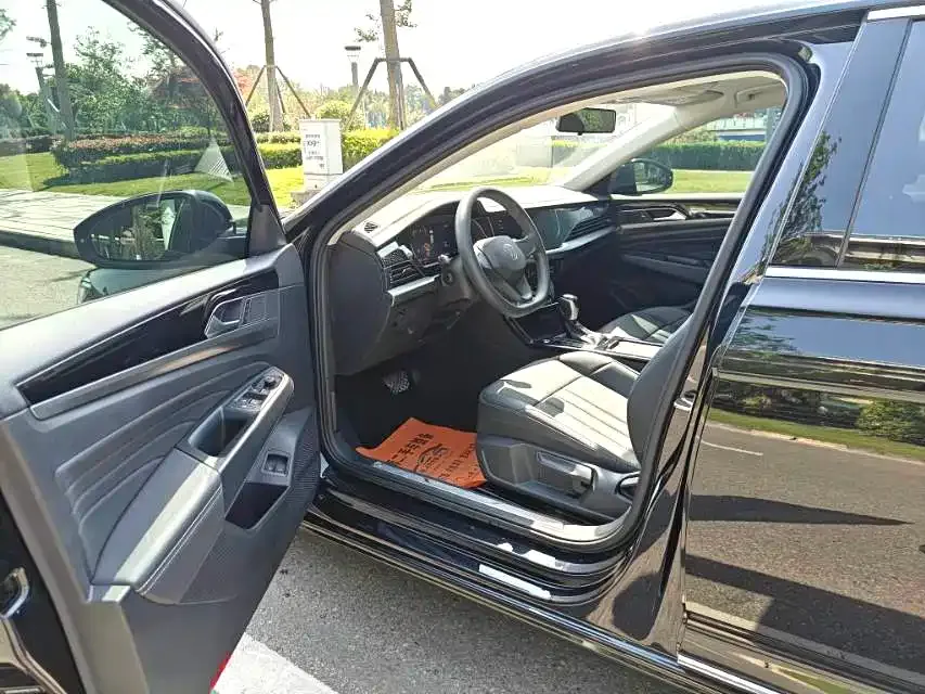 Volkswagen Passat New Energy 2023 из CN, фото 3