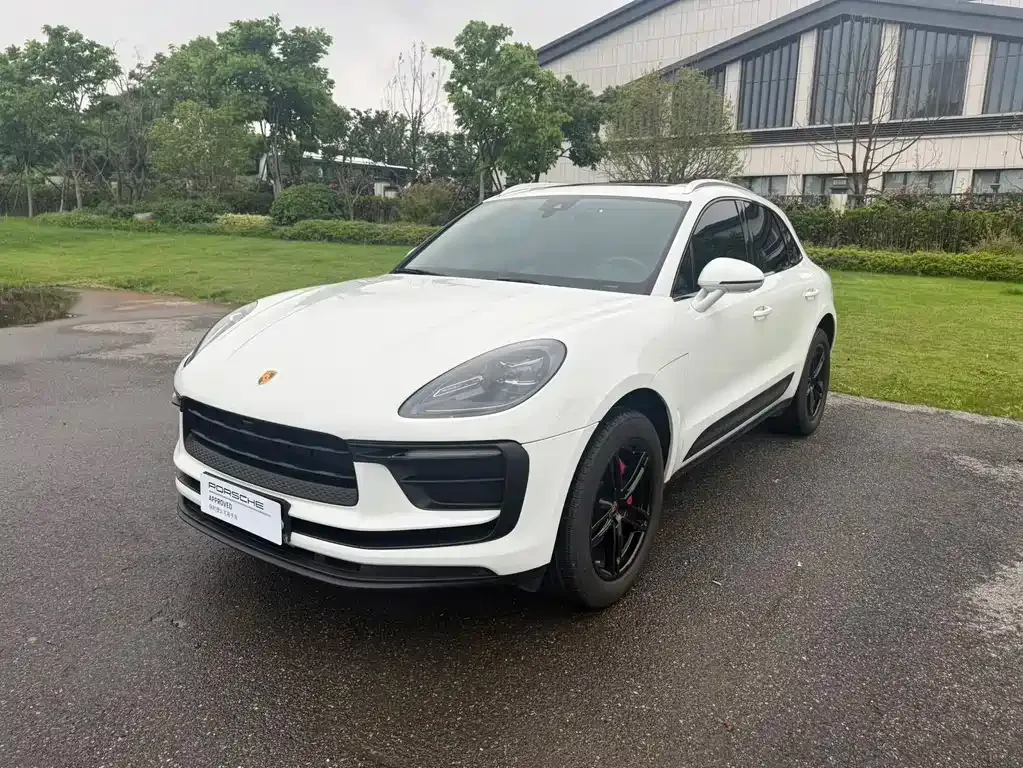 Porsche Macan — фото 1