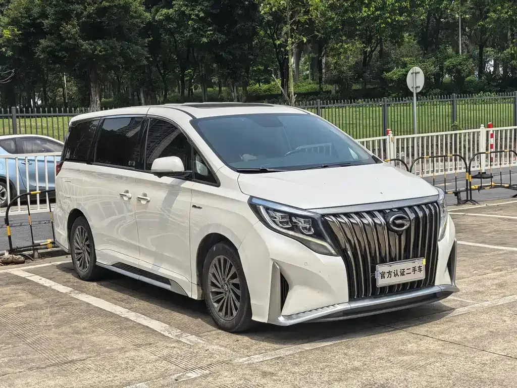 GAC Motor Trumpchi M8 — фото 10