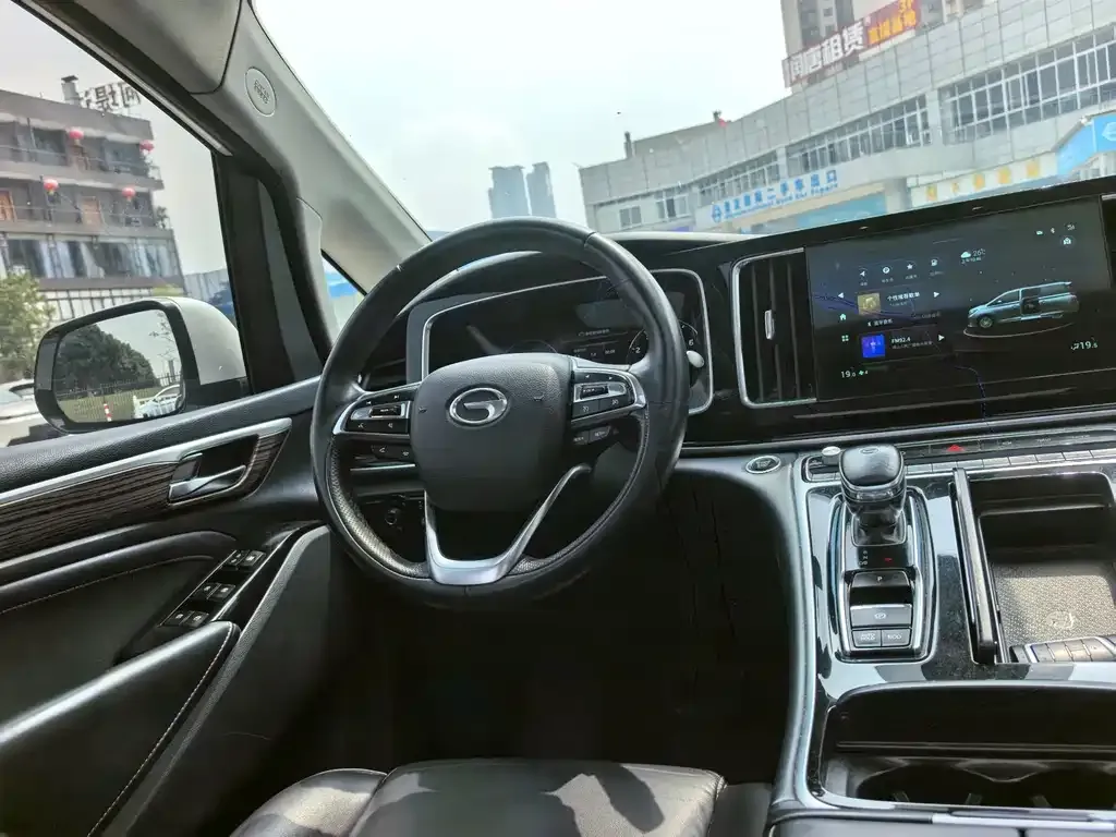 GAC Motor Trumpchi M8 — фото 4