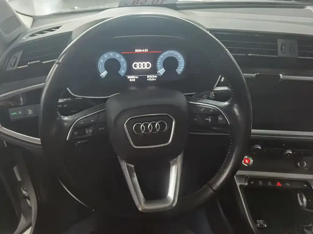 Audi Q3 2021 из CN, фото 10