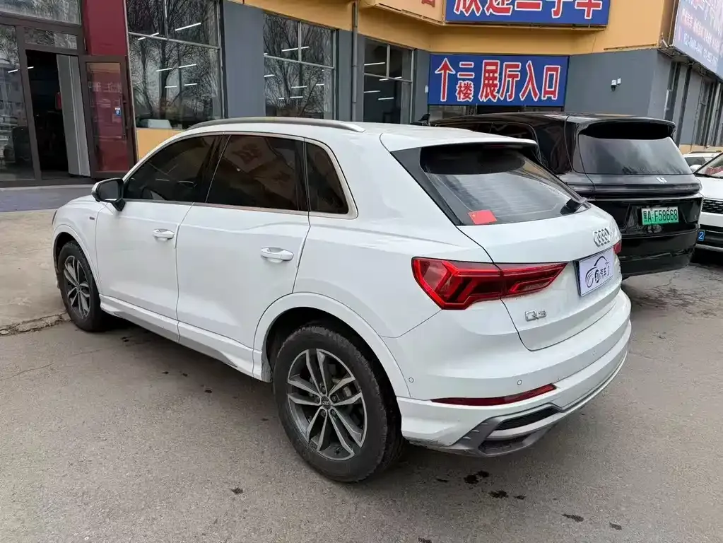 Audi Q3 2021 из CN, фото 9