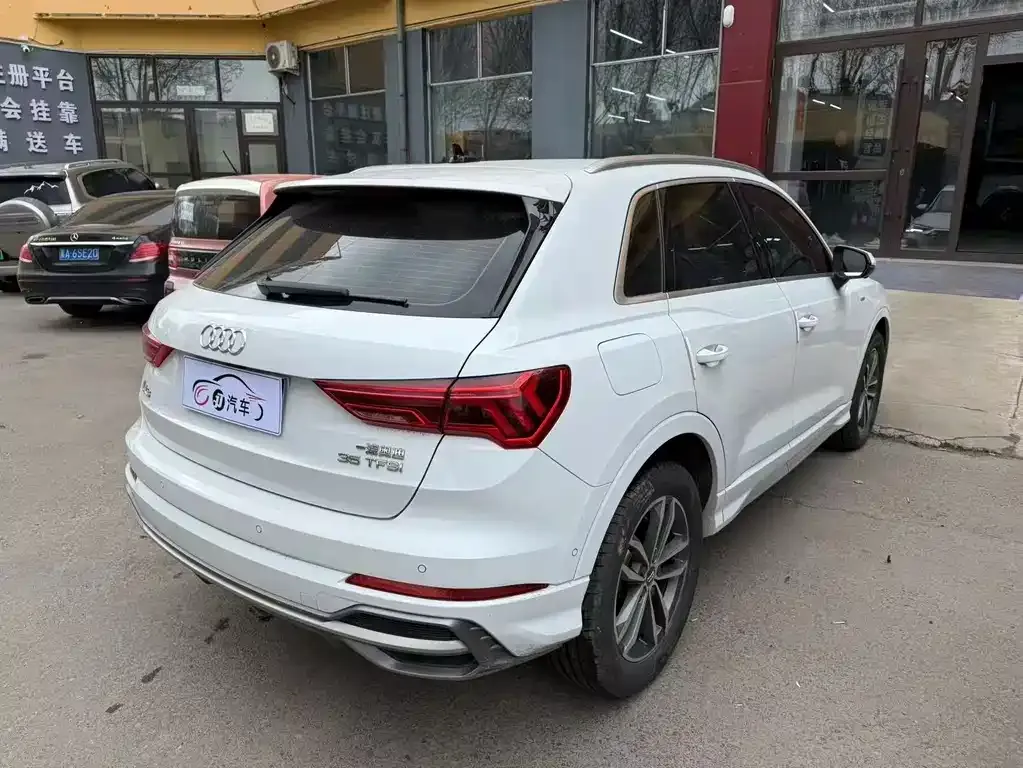 Audi Q3 2021 из CN, фото 8
