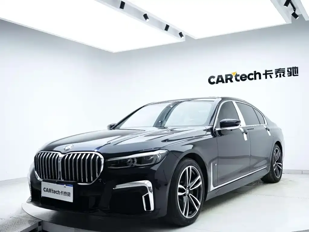 BMW 7 Series — фото 9