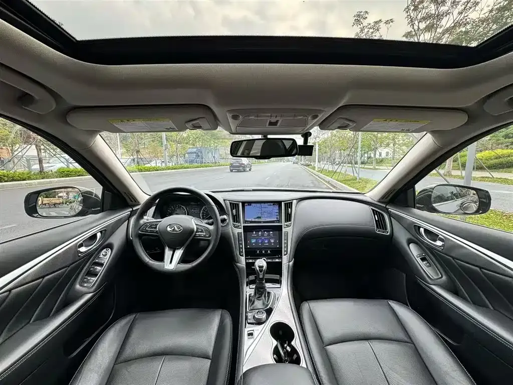 Infiniti Q50L 2021 из CN, фото 3