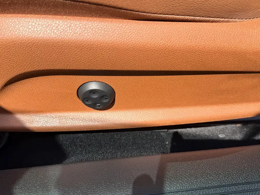 Mercedes-Benz E-Class (Import) — фото 9