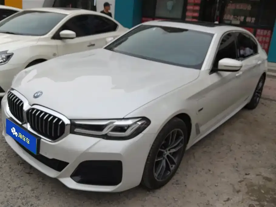 BMW 5 Series New Energy — фото 1