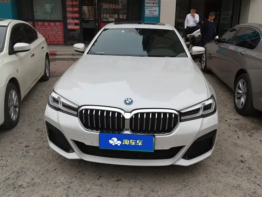 BMW 5 Series New Energy — фото 8