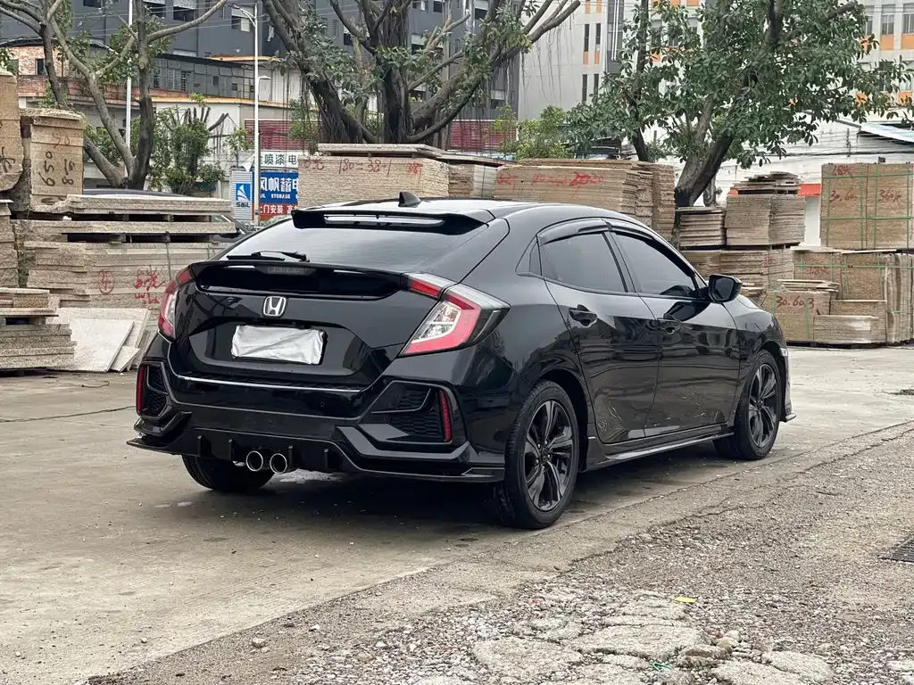 Honda Civic — фото 8