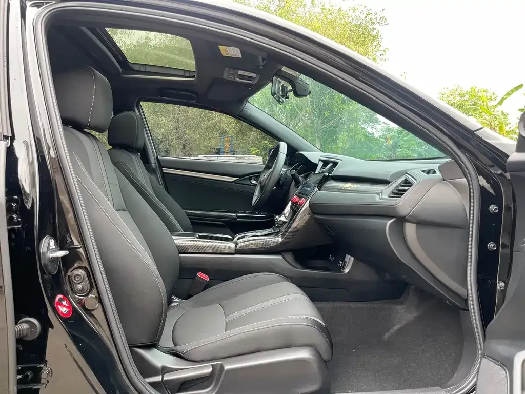 Honda Civic — фото 2