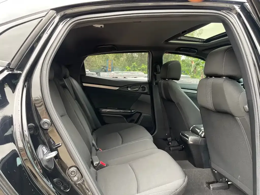Honda Civic — фото 3