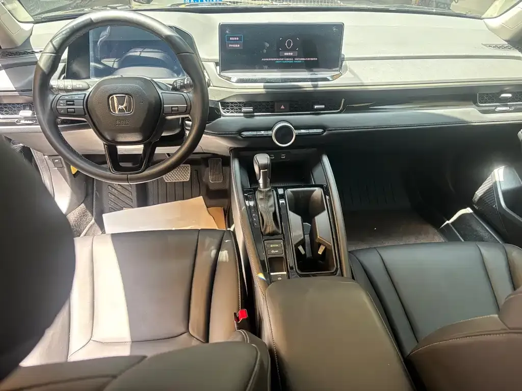 Honda Inspire — фото 6