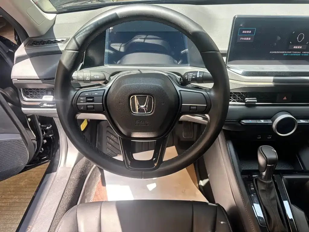 Honda Inspire — фото 3